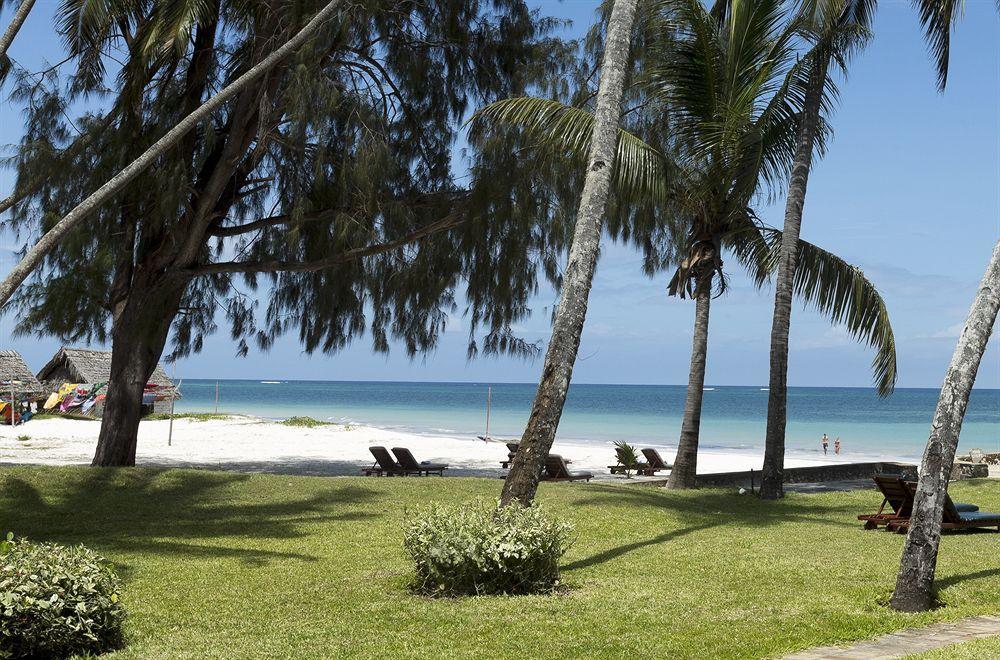 Neptune Paradise Beach Resort & Spa Galu Ngoại thất bức ảnh